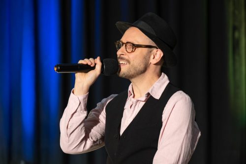 qA Weihnachtsdinner-Show ©Sandra-Meier-gestaltungskiosk.ch-1