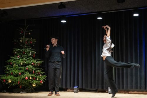 qA Weihnachtsdinner-Show ©Sandra-Meier-gestaltungskiosk.ch-9