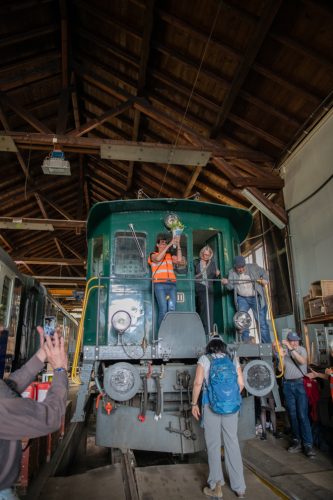 38 queerSalon-25 Besichtigung-mit-Nadia-Huerlimann © Sandra-Meier-gestaltungskiosk.ch-25