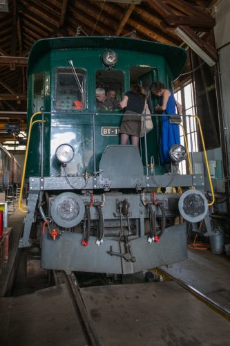 39 queerSalon-25 Besichtigung-mit-Nadia-Huerlimann © Sandra-Meier-gestaltungskiosk.ch-26